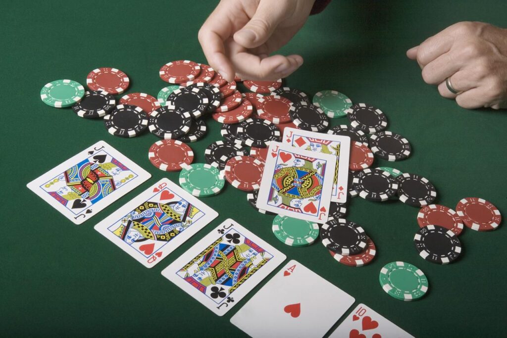 Learn How to Play Texas Hold'em
